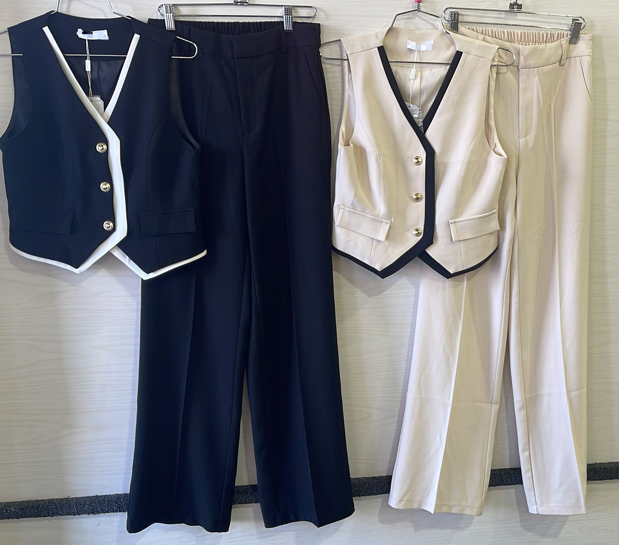 SET DE CHALECO Y PANTALON DOS TONOS